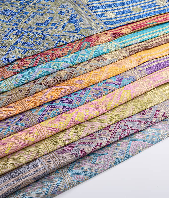 Țesătură jacquard din poliester gol pentru sarong tradițional laotian